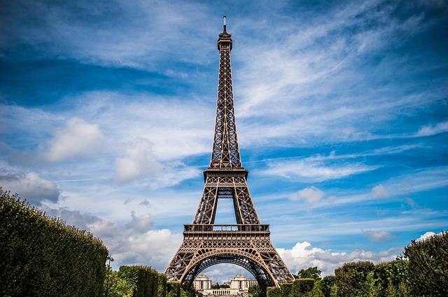 Limousine Vincennes (94300) | Devis 24 h/24 | My Limousine Paris