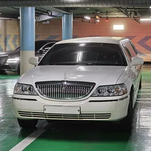Lincoln Town Car limousine classique americaine Paris