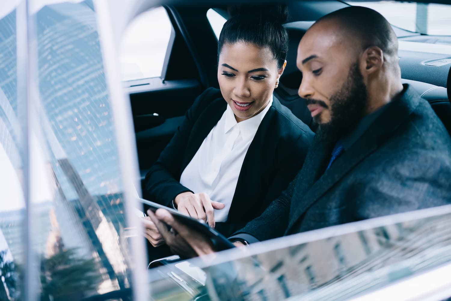 Location limousine Limousine Entreprise Paris - Séminaire VIP Dès 250 €/h à Le Chesnay — My Limousine Paris
